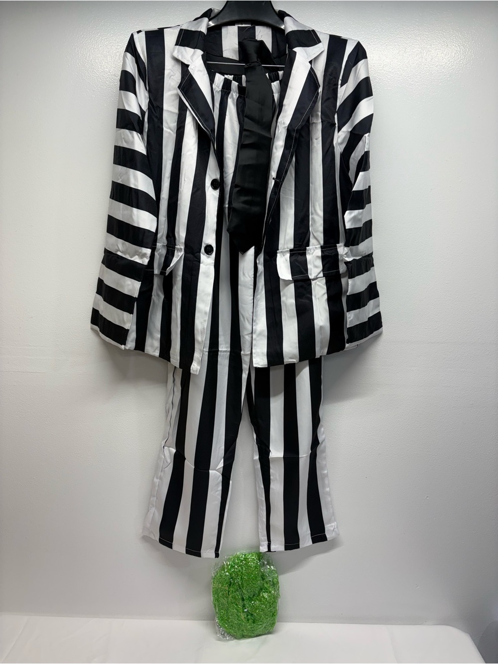 Beetlejuice Halloween Black&White Vertical Stripe women Blazer&Pants Set small